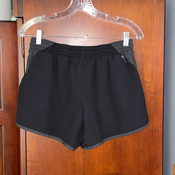 Nike Dri-Fit Lined Running Shorts - Picture 2 of 7